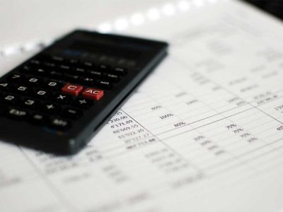 The Difference Between Industry Average and Benchmark Valuation Multiples for Accounting Practices
